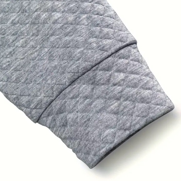 Women’s Gray Waffle Leopard Print Women's Top - Size XL - NWOT - Picture 5 of 5